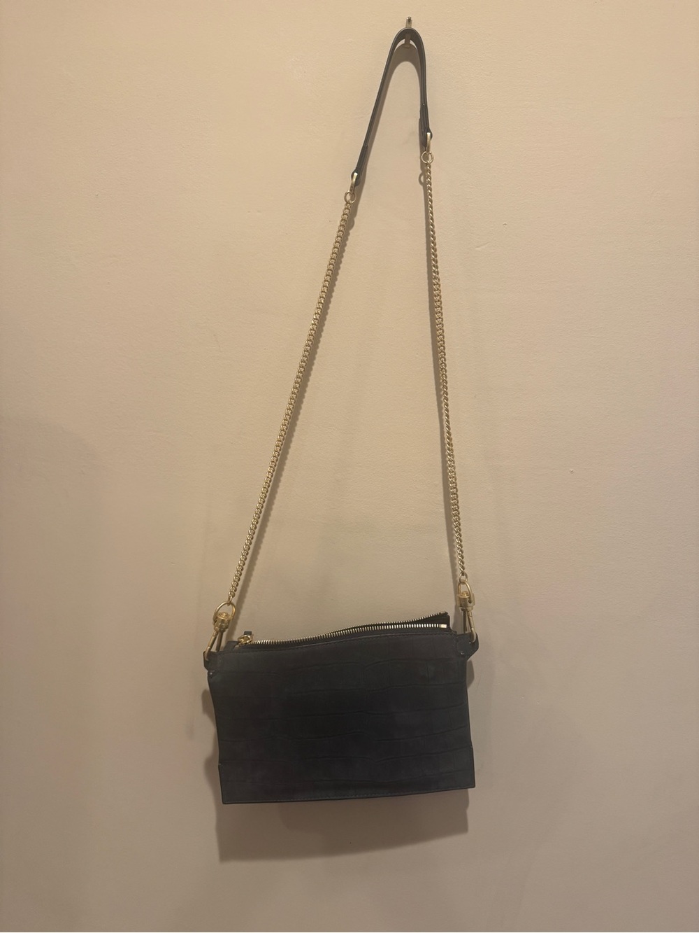 All Saints LIKE NEW Blue Croc-Embossed Suede Chain Crossbody - Picture 5 of 7